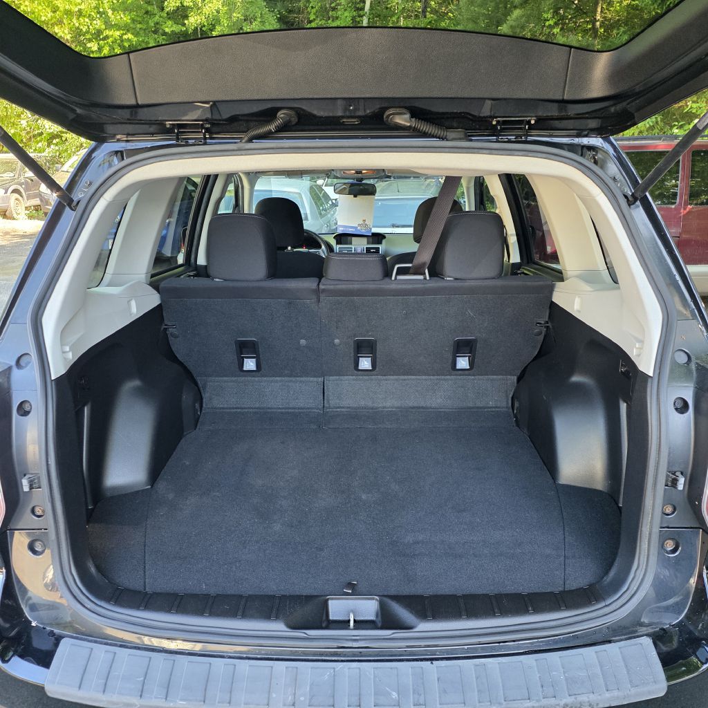 2016 Subaru Forester i Premium - Photo 15
